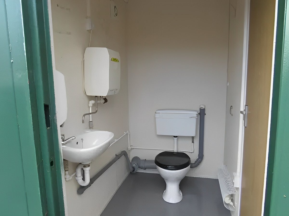 2+1 Steel Toilet Cabin 12Ft x 9Ft - Image 6