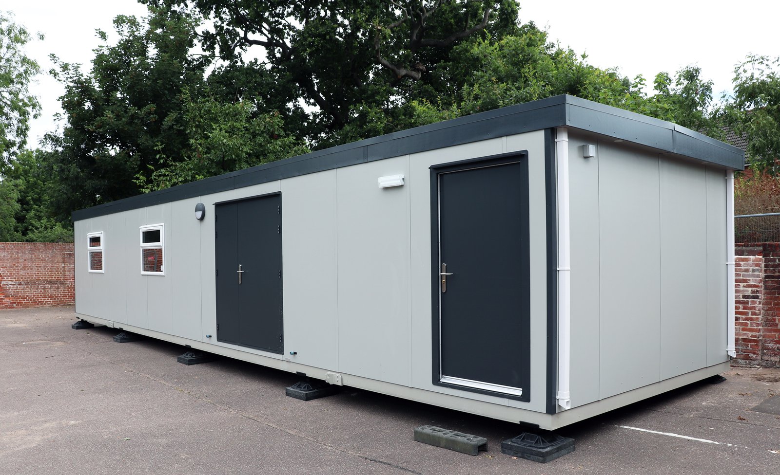 40Ft x 10Ft Jackleg Office Cabin - Image 5