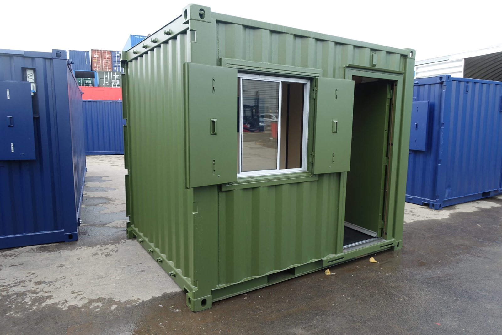 10ft Accommodation Container - Image 2