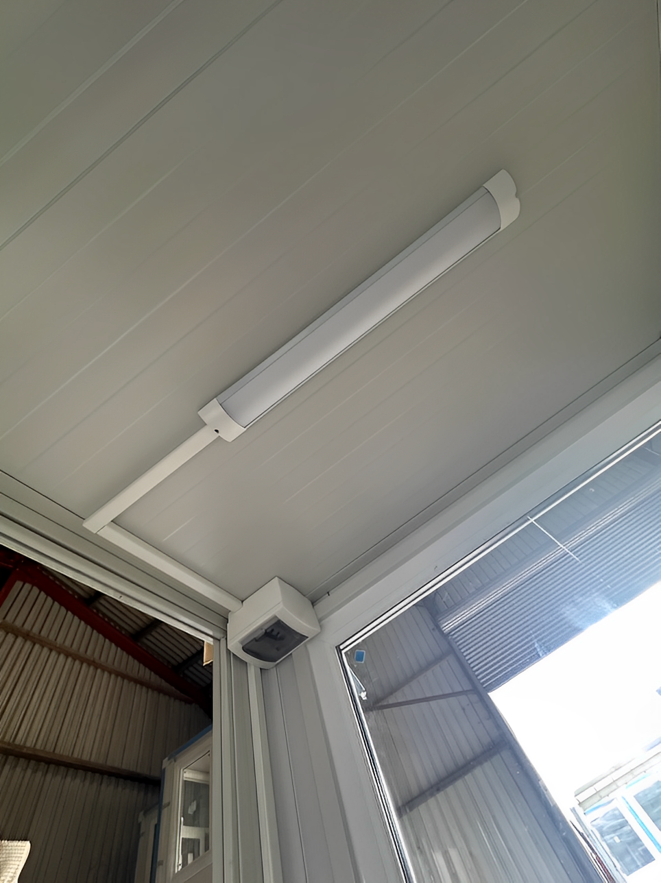 Single Guard Hut - Image 4